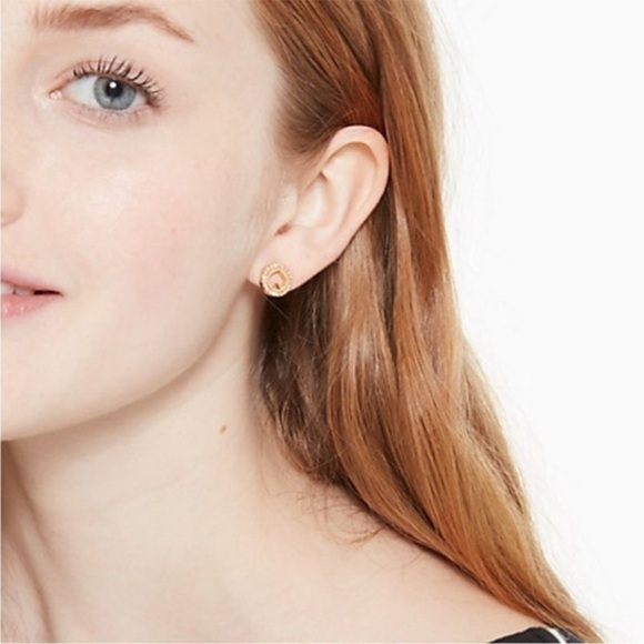 New Authentic Kate Spade Signature Gold Heart Earrings - Picture 4 of 6